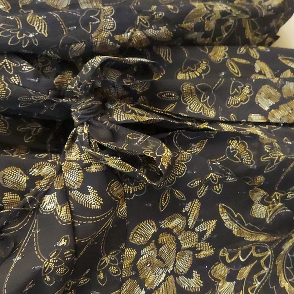 TORRID Chiffon Layered Tie Front Surplice Tunic in Black And Gold - Picture 6 of 15